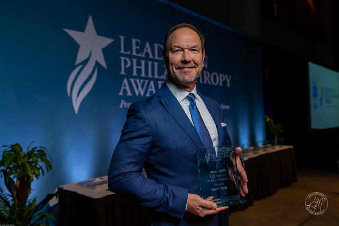 Careers_Strong_Foundation_Leaders_in_Philanthropy_Award Careers_Strong_Foundation_Leaders_in_Philanthropy_Award